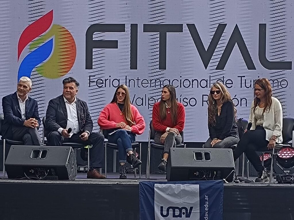Expertas en turismo UNDAV en FITVAL 2025
