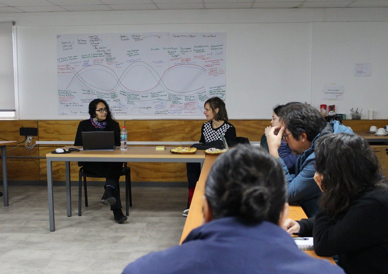María Gloria Cayulef lideró clase sobre genealogía indígena feminista