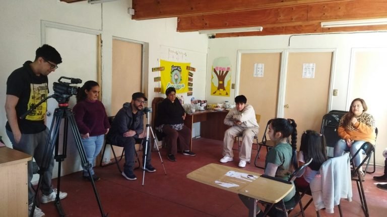 Niñas y niños de Puertas Negras alzan la voz por su derecho a jugar: “Queremos más plazas”