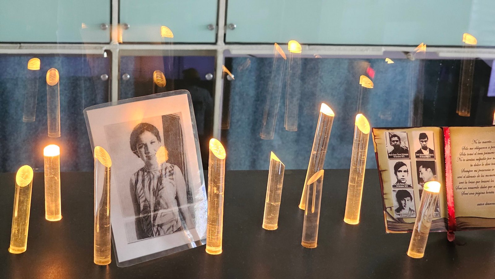 Investigación situada y memoria: Doctorado en Ciencias Sociales desarrolla clase itinerante en Santiago